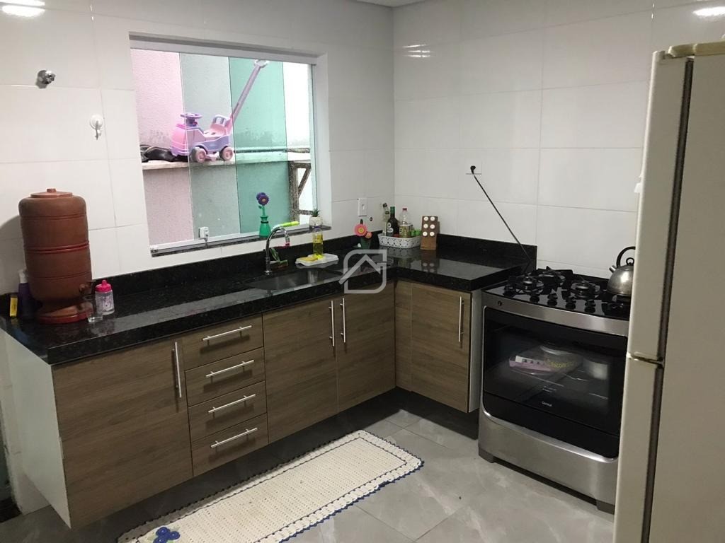 Casa à venda com 3 quartos, 125m² - Foto 4