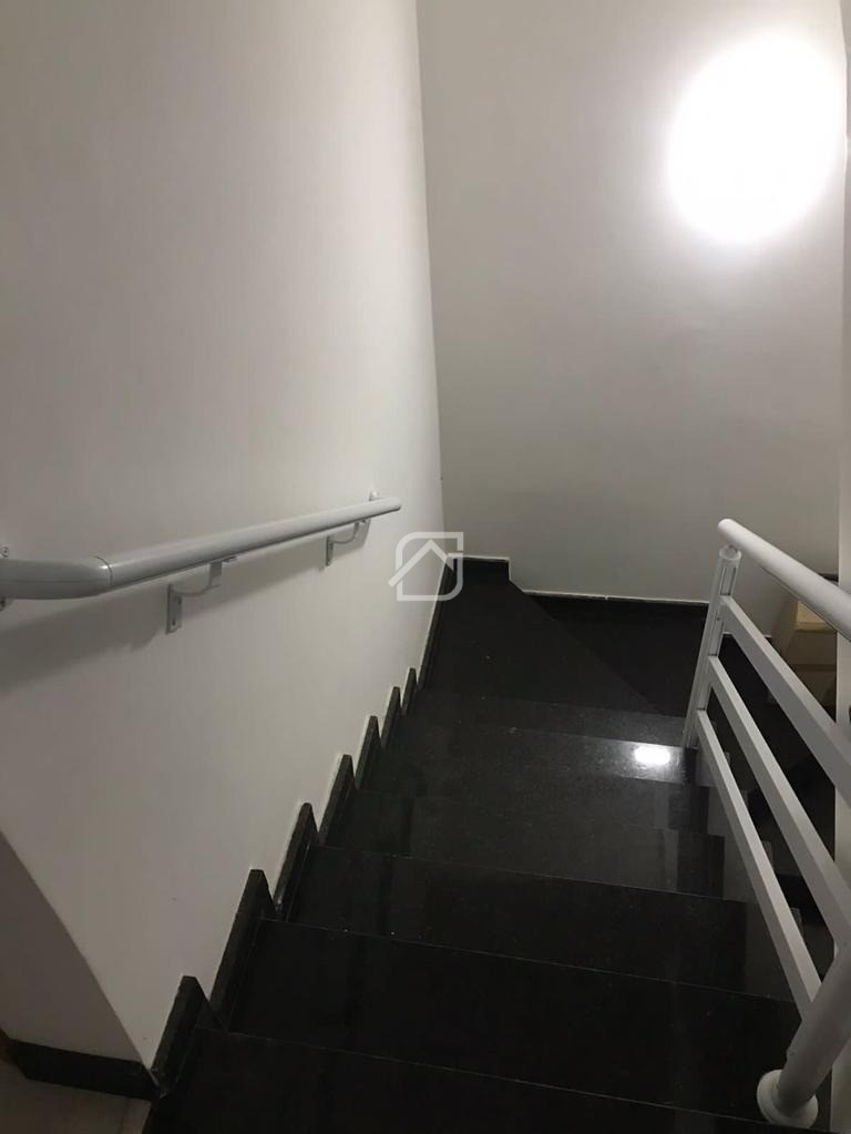 Casa à venda com 3 quartos, 125m² - Foto 12