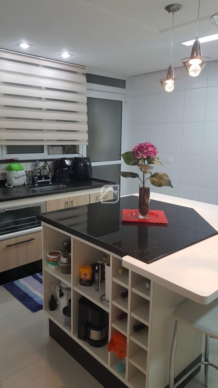 Apartamento à venda com 3 quartos, 133m² - Foto 5