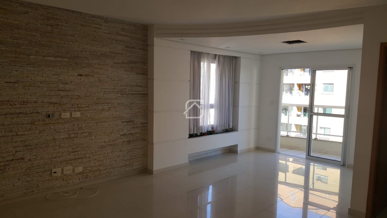 Apartamento à venda com 3 quartos, 133m² - Foto 1