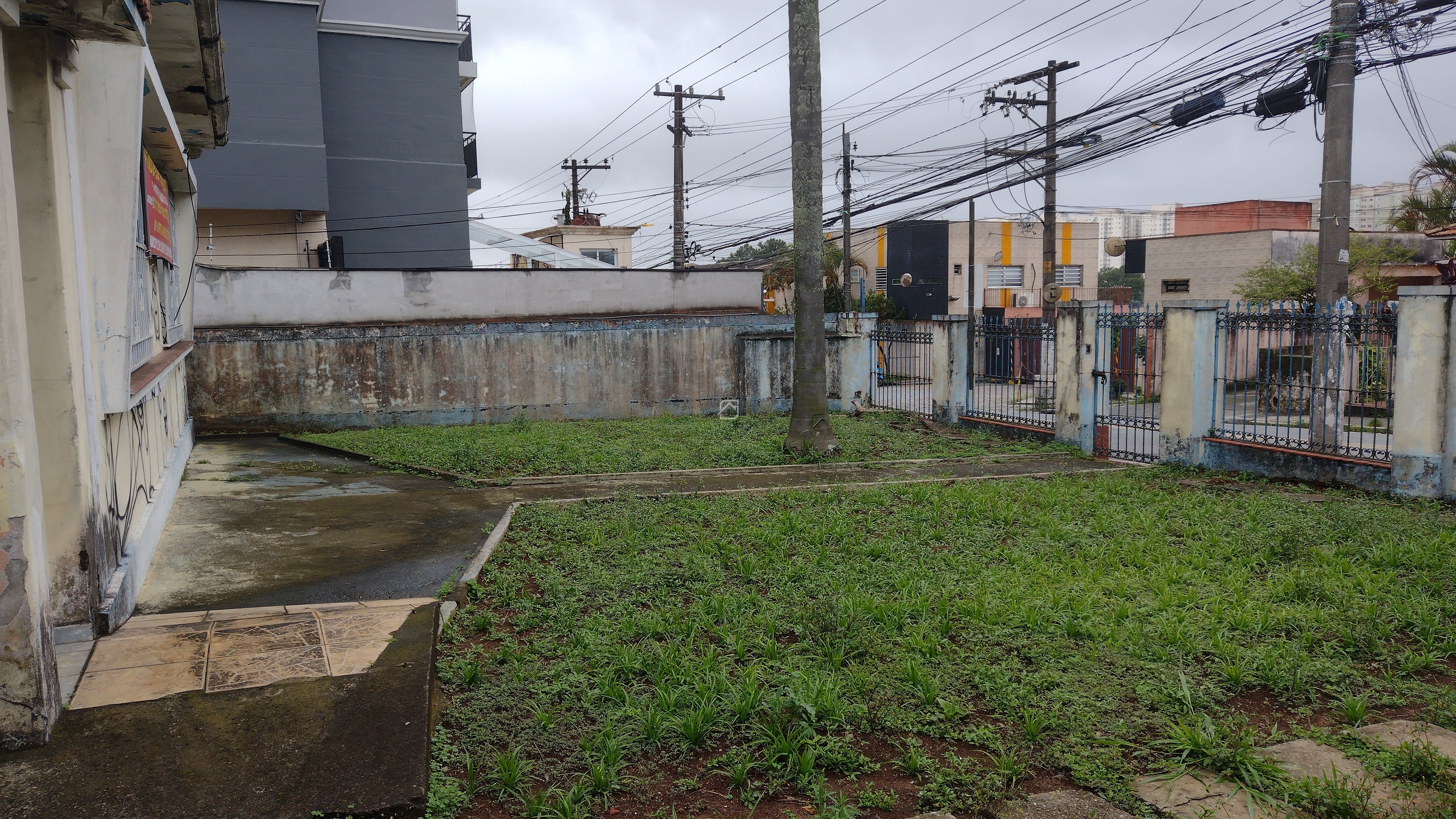 Terreno à venda, 1000m² - Foto 1