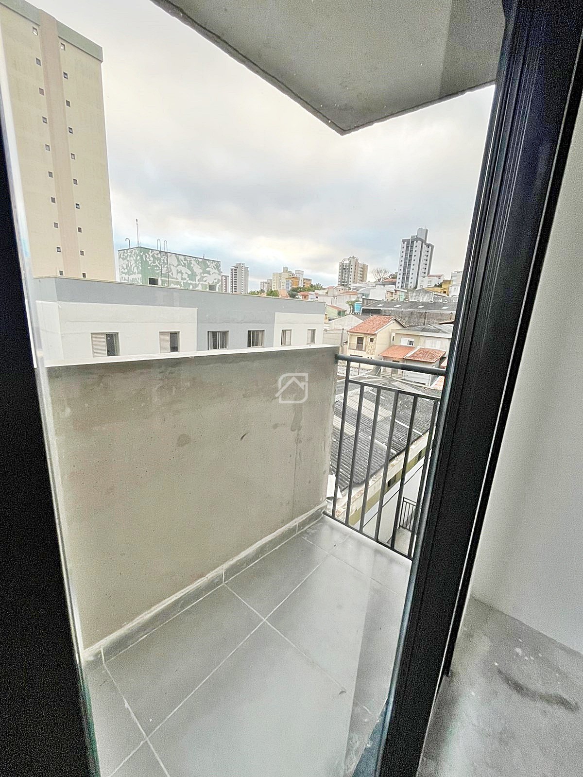 Apartamento à venda com 2 quartos, 37m² - Foto 4