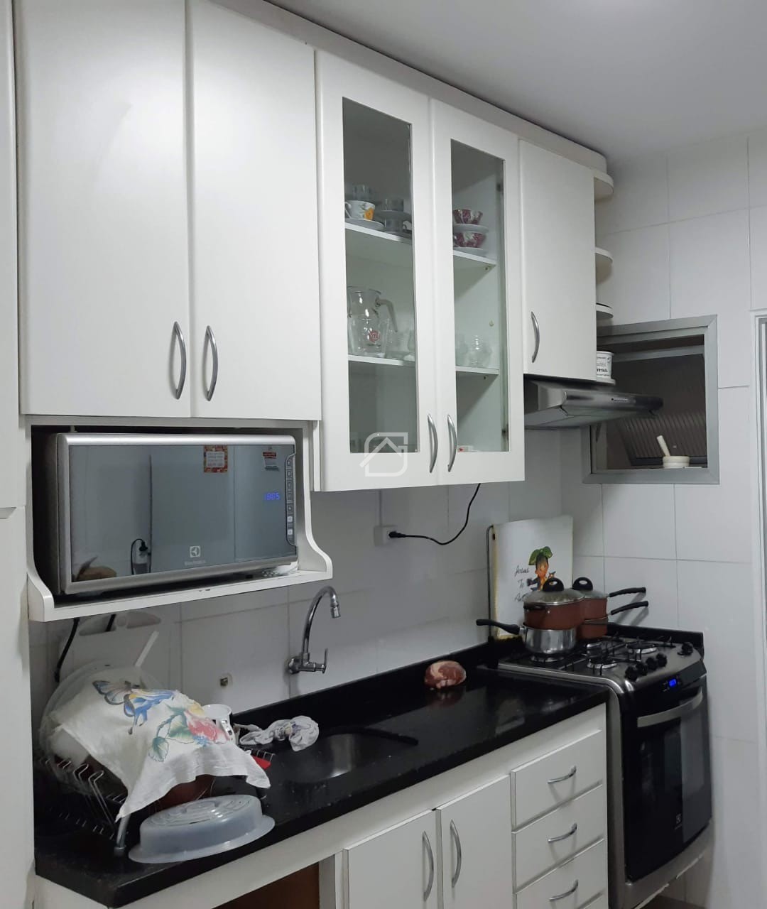 Apartamento à venda com 2 quartos, 109m² - Foto 2