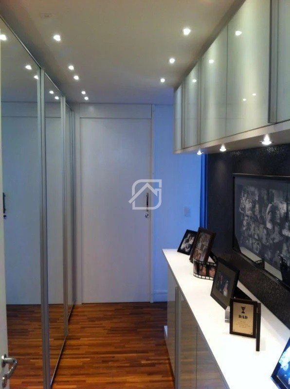 Apartamento à venda com 3 quartos, 166m² - Foto 11