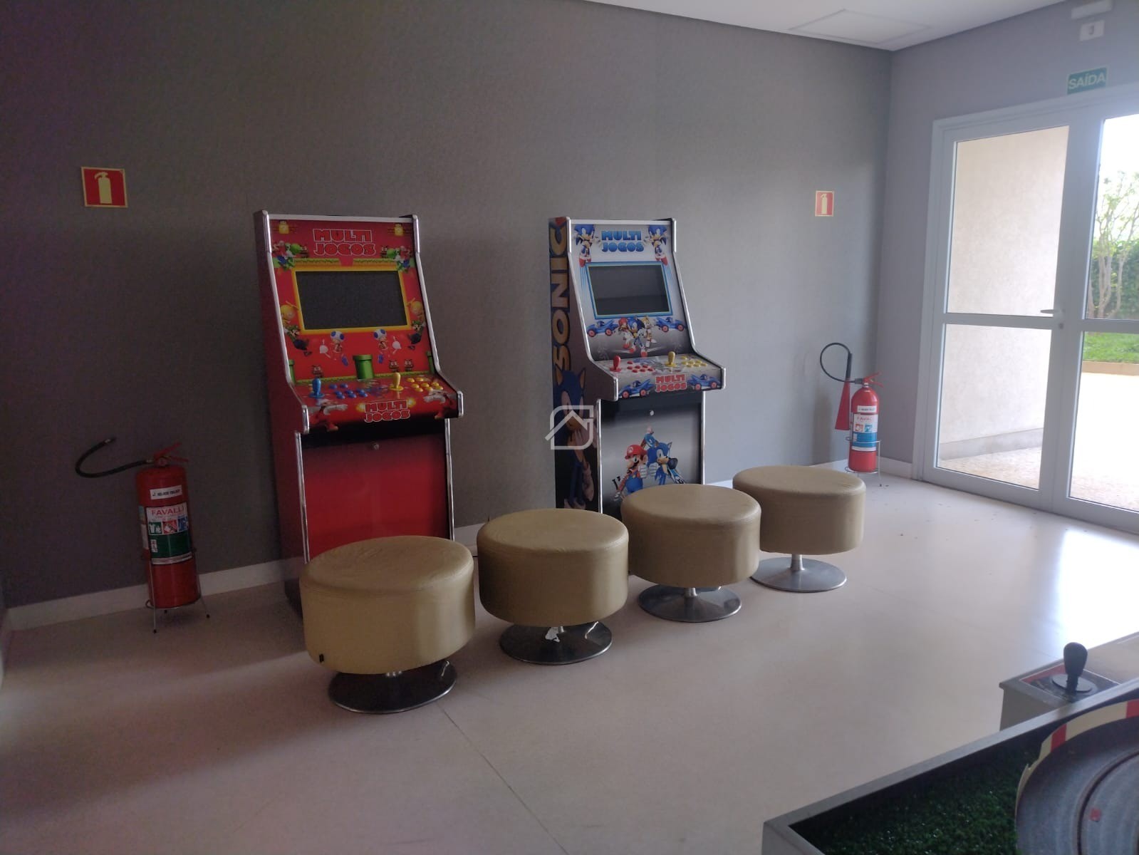 Apartamento à venda com 3 quartos, 94m² - Foto 18