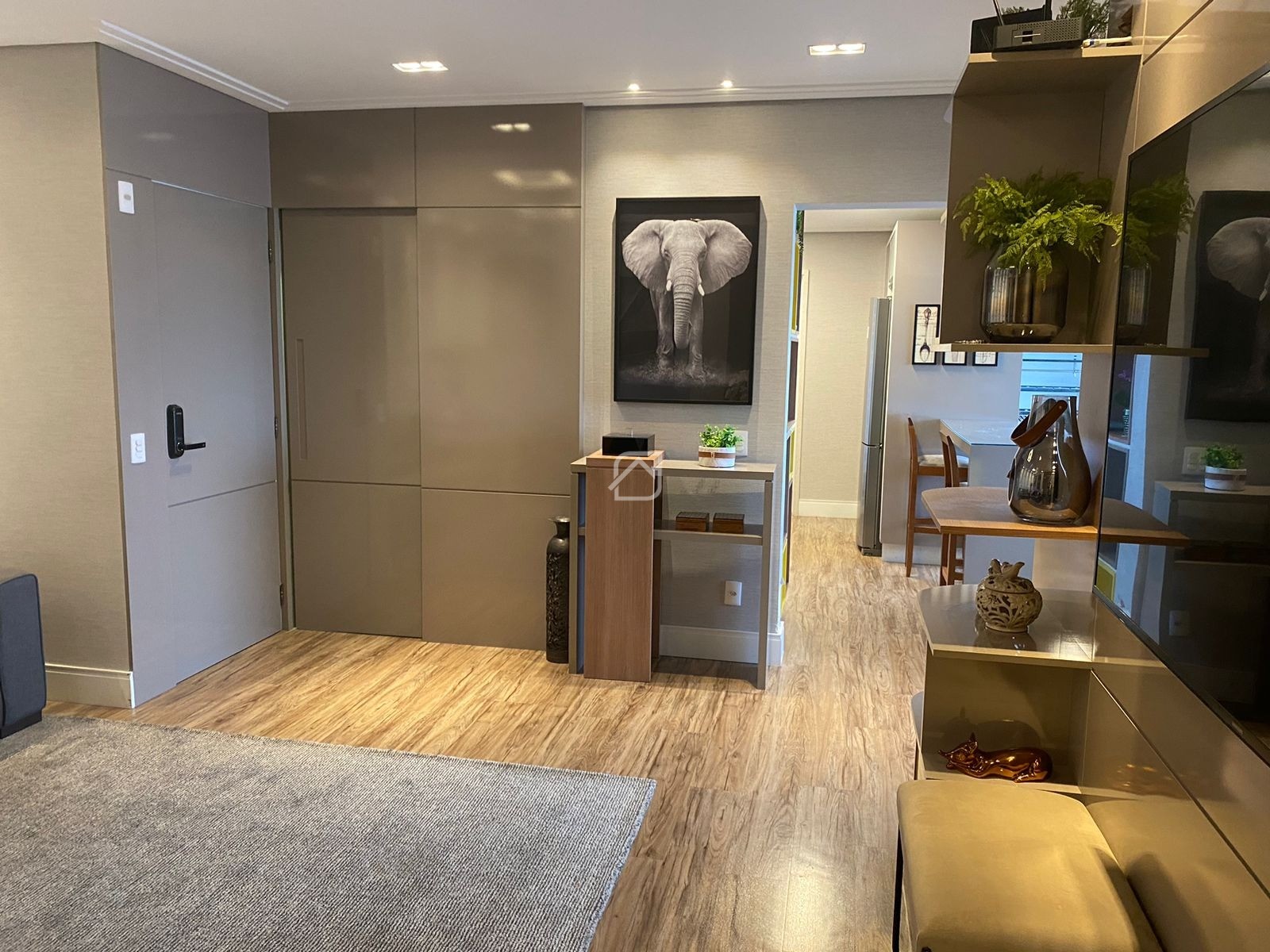 Apartamento à venda com 3 quartos, 127m² - Foto 4