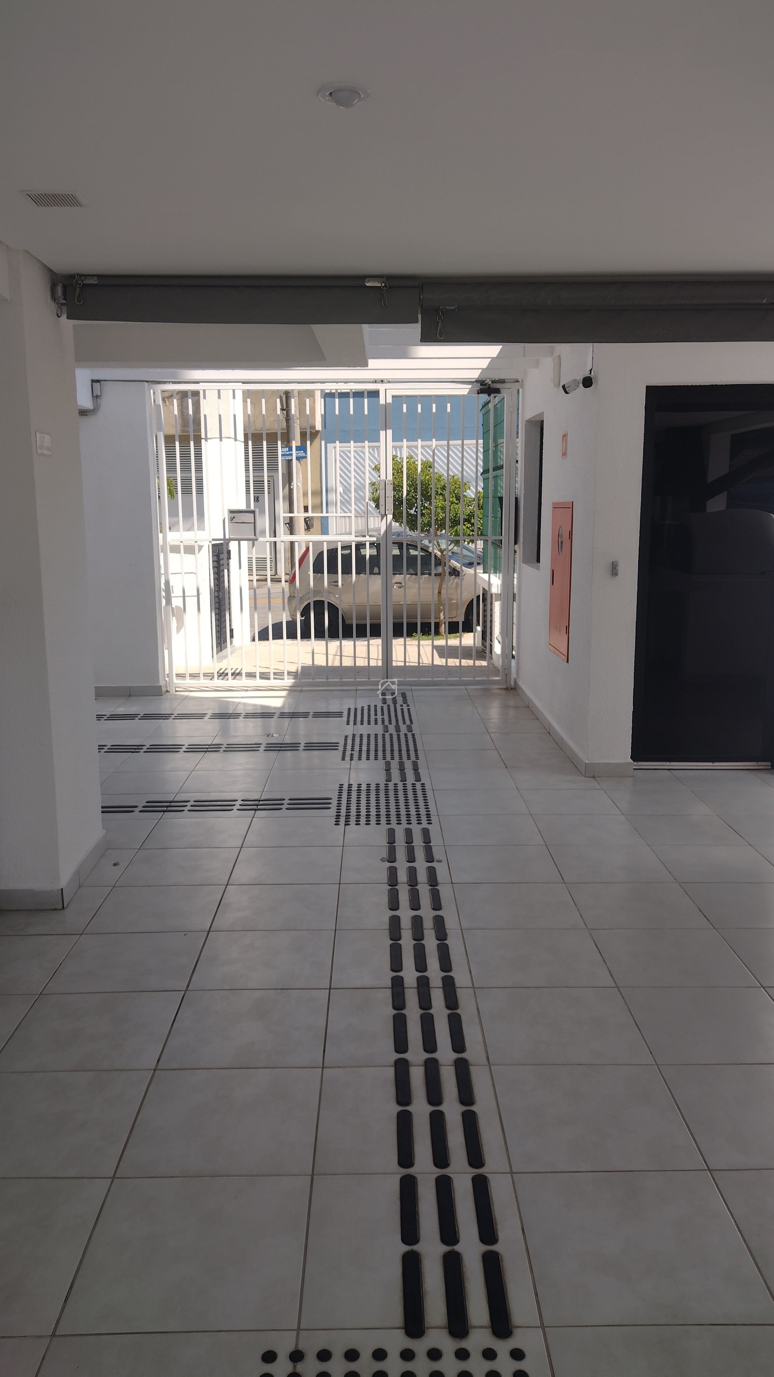 Apartamento à venda com 1 quarto, 36m² - Foto 13