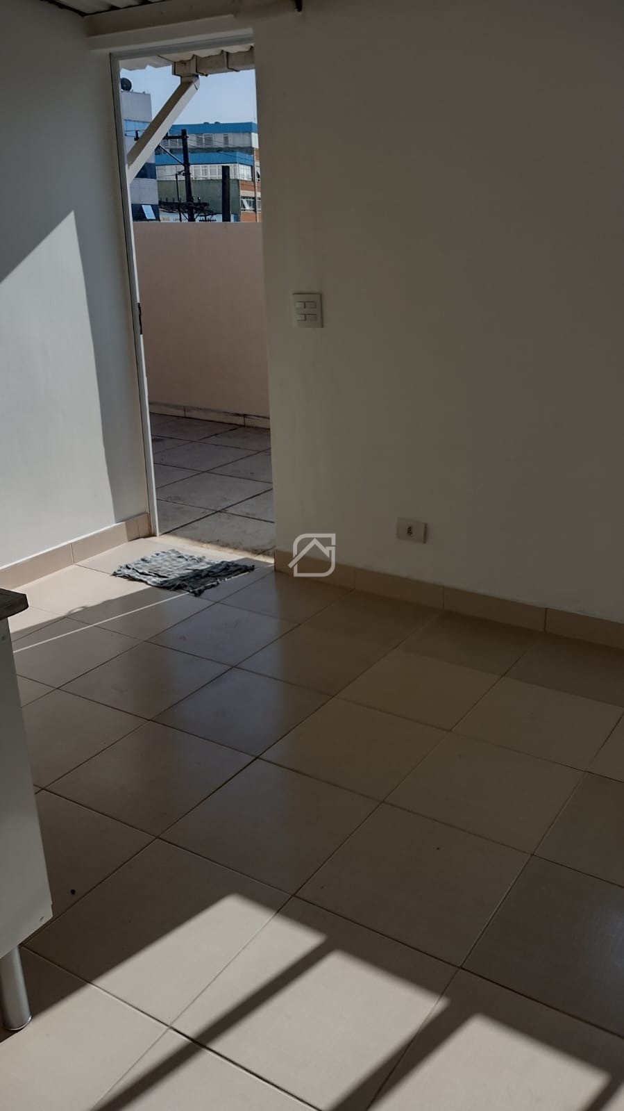 Casa para alugar com 1 quarto, 20m² - Foto 4