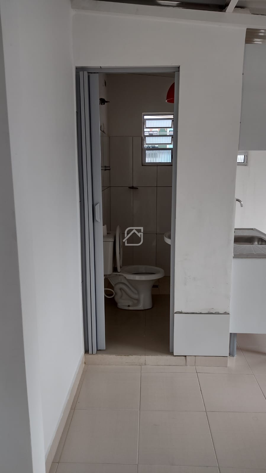 Casa para alugar com 1 quarto, 20m² - Foto 3