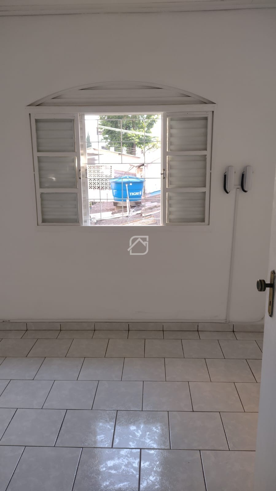 Prédio Inteiro para alugar, 90m² - Foto 9