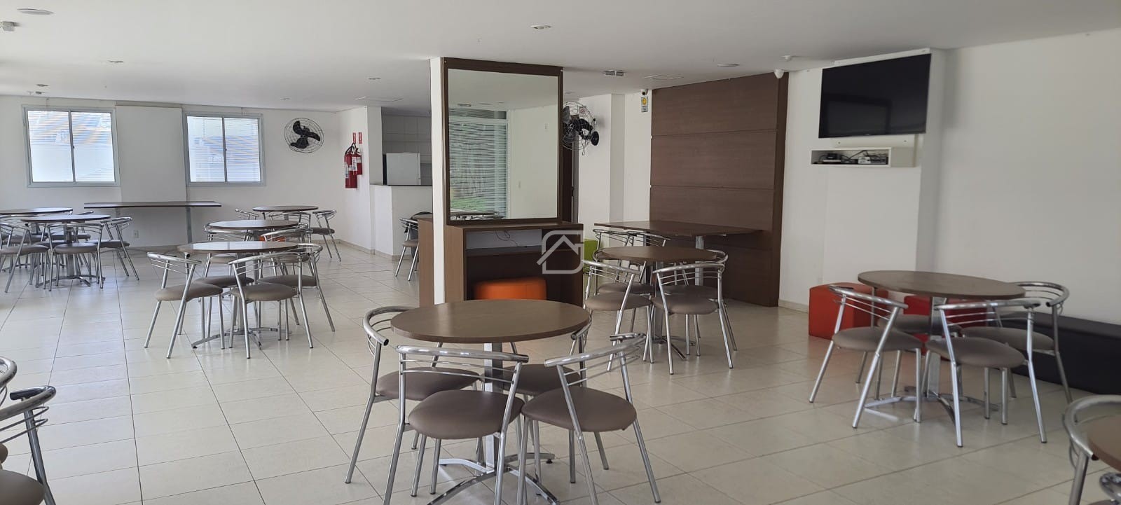 Apartamento à venda com 2 quartos, 52m² - Foto 25