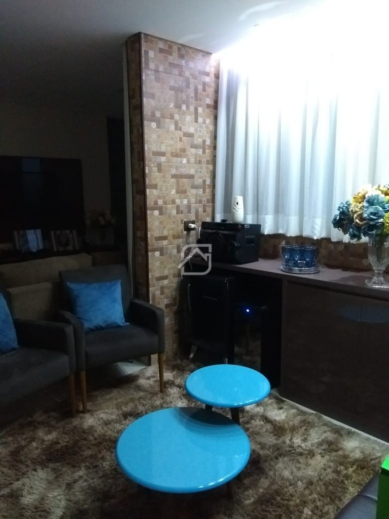 Cobertura à venda com 3 quartos, 140m² - Foto 2