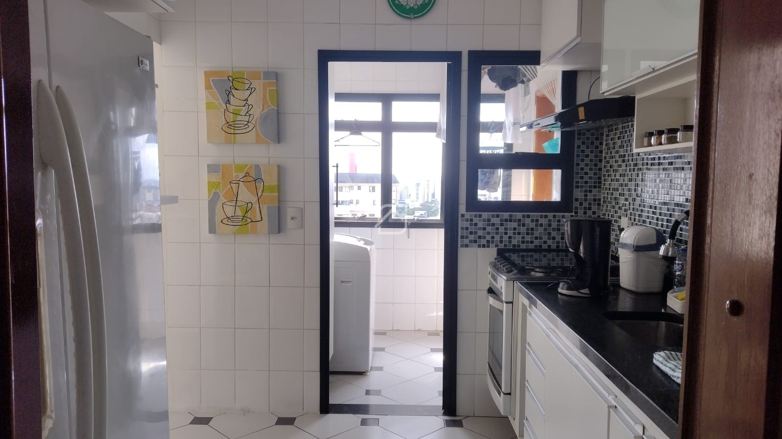 Apartamento à venda com 3 quartos, 96m² - Foto 6