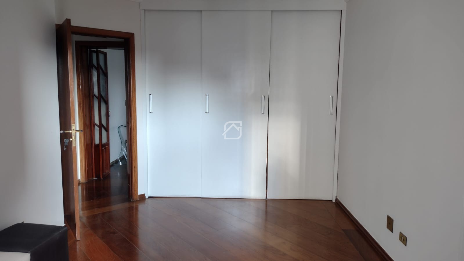 Apartamento para alugar com 3 quartos, 160m² - Foto 7