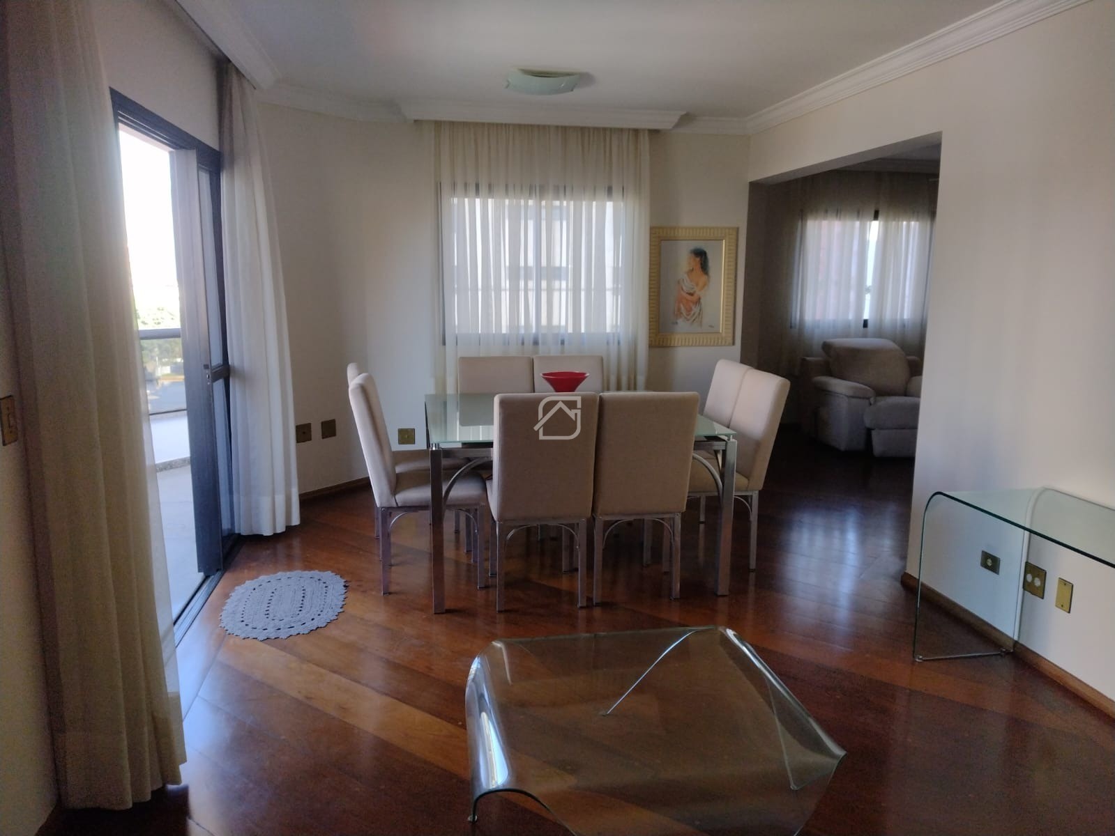 Apartamento para alugar com 3 quartos, 160m² - Foto 1