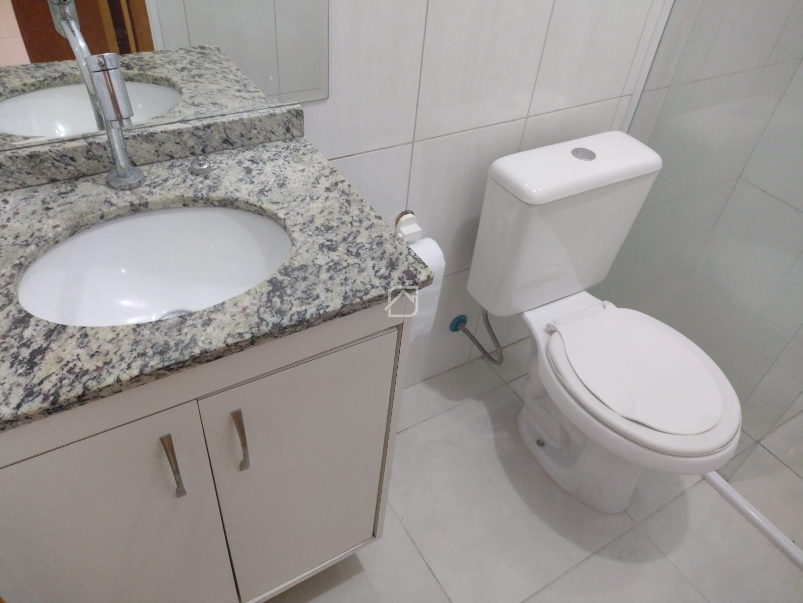 Apartamento à venda com 2 quartos, 42m² - Foto 13