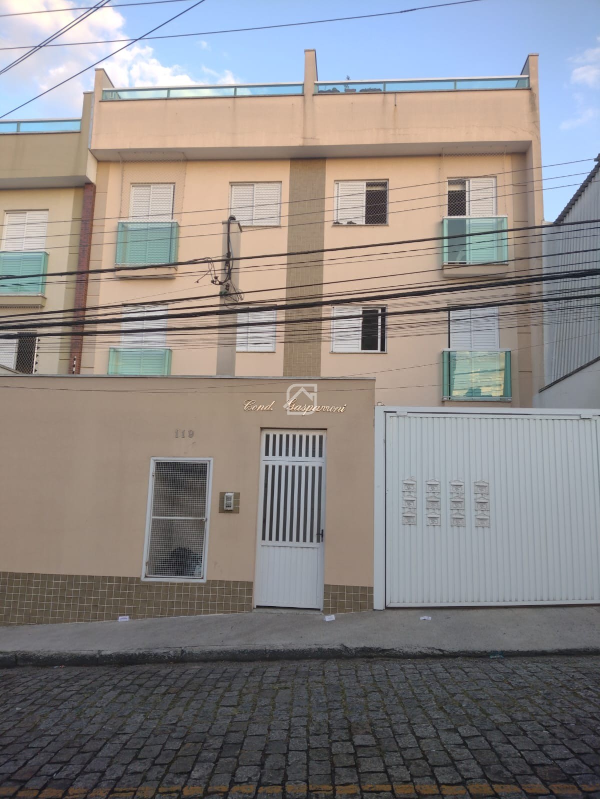 Apartamento à venda com 2 quartos, 42m² - Foto 2