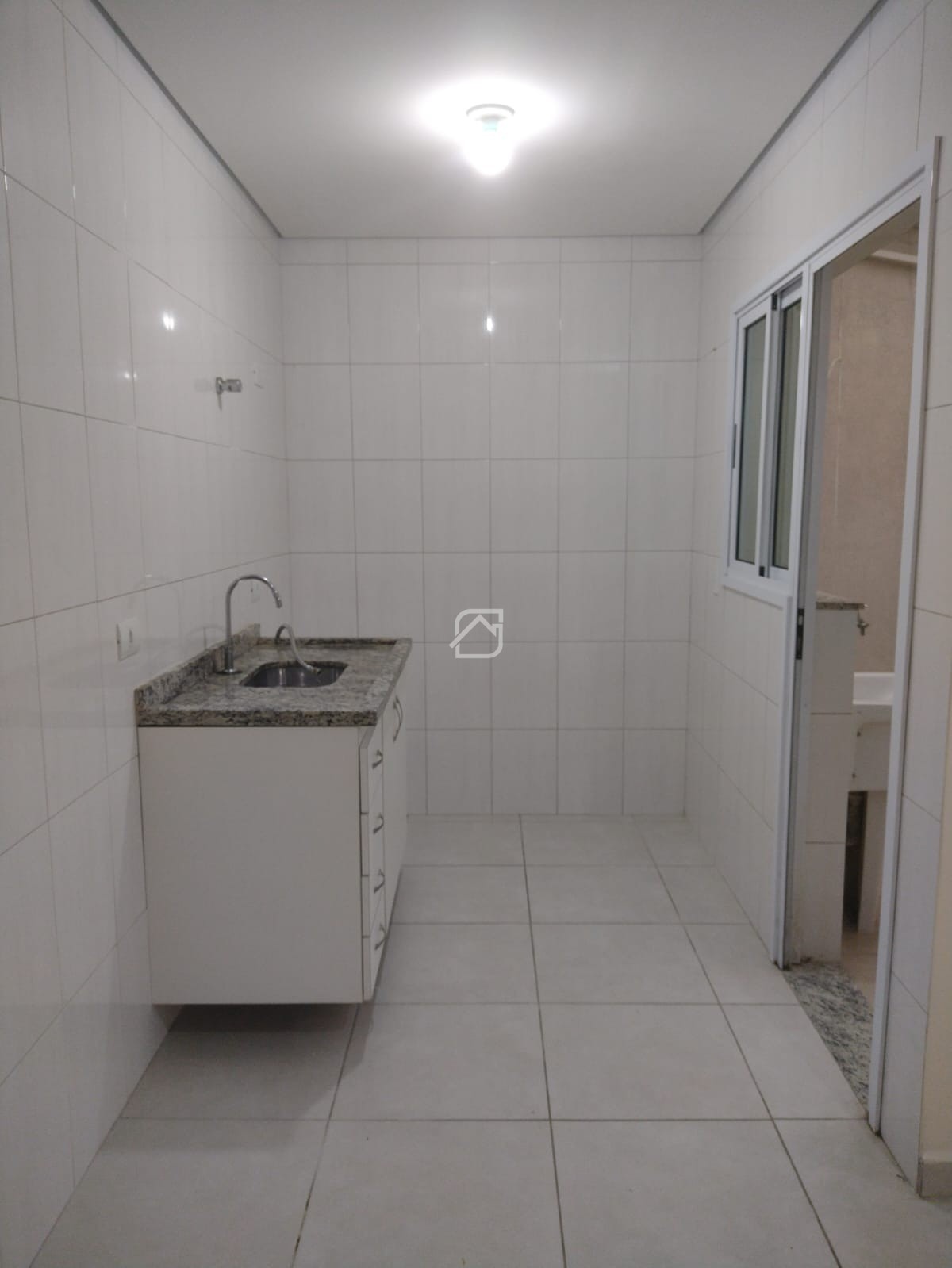 Apartamento à venda com 2 quartos, 42m² - Foto 6