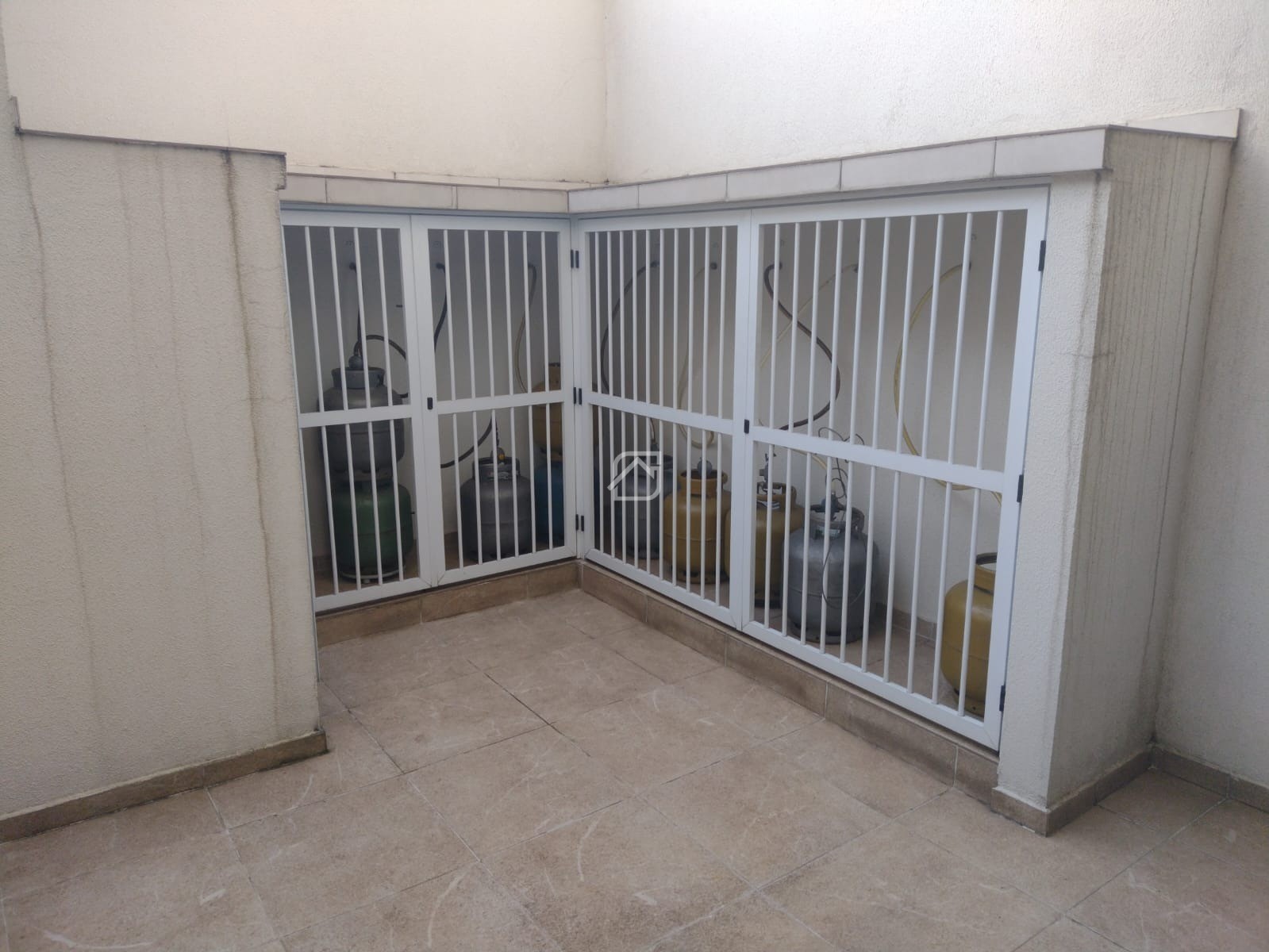 Apartamento à venda com 2 quartos, 42m² - Foto 21