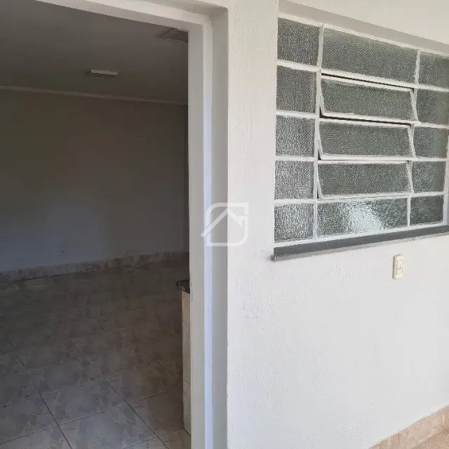 Apartamento para alugar com 1 quarto, 45m² - Foto 4