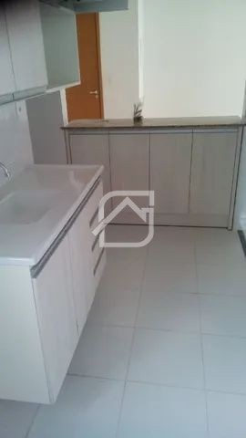 Apartamento para alugar com 2 quartos, 55m² - Foto 7