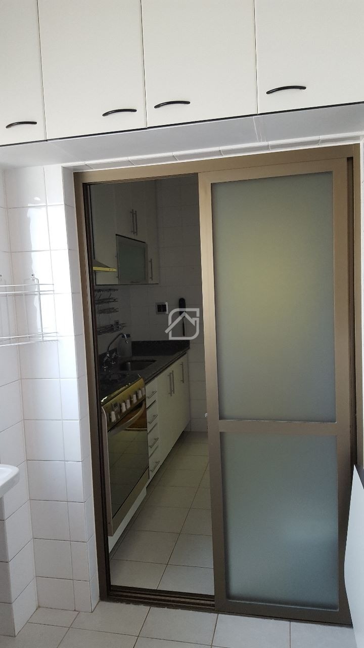 Apartamento para alugar com 3 quartos, 100m² - Foto 33