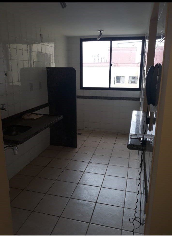 Apartamento à venda com 3 quartos, 77m² - Foto 7