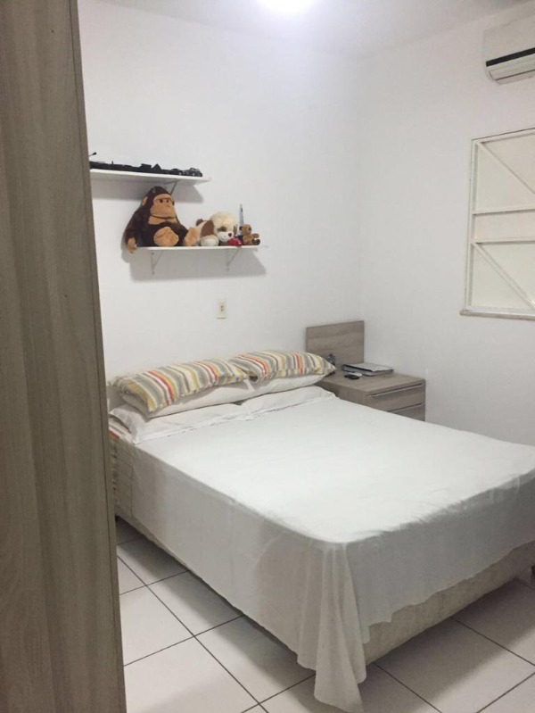 Casa à venda com 3 quartos, 98m² - Foto 10