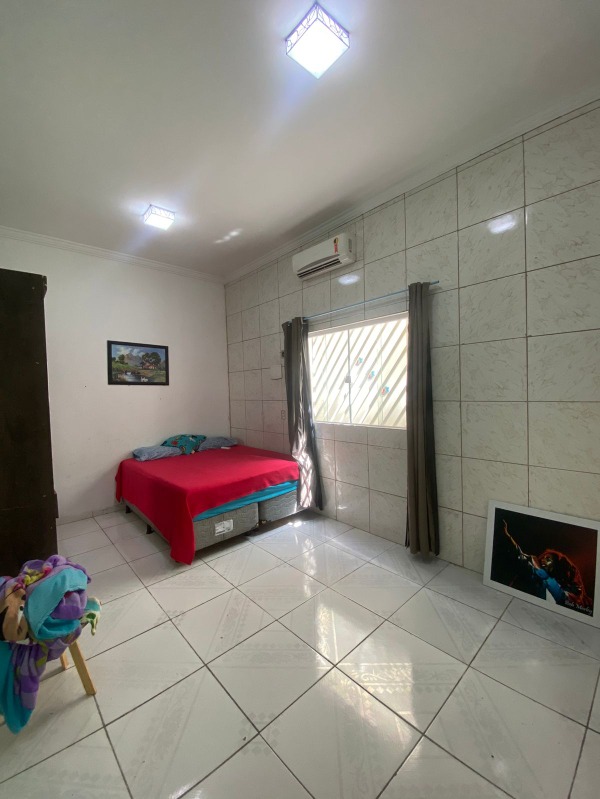 Casa à venda com 4 quartos, 155m² - Foto 3