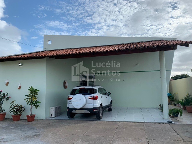 Casa à venda com 4 quartos, 260m² - Foto 8