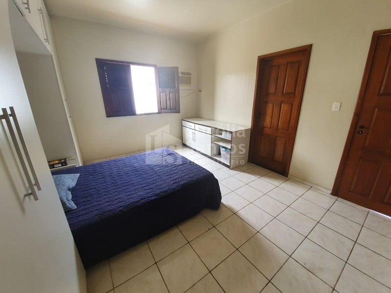 Casa à venda com 7 quartos, 300m² - Foto 13