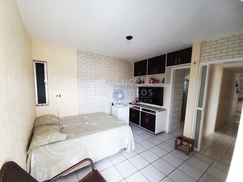 Apartamento à venda com 4 quartos, 182m² - Foto 6