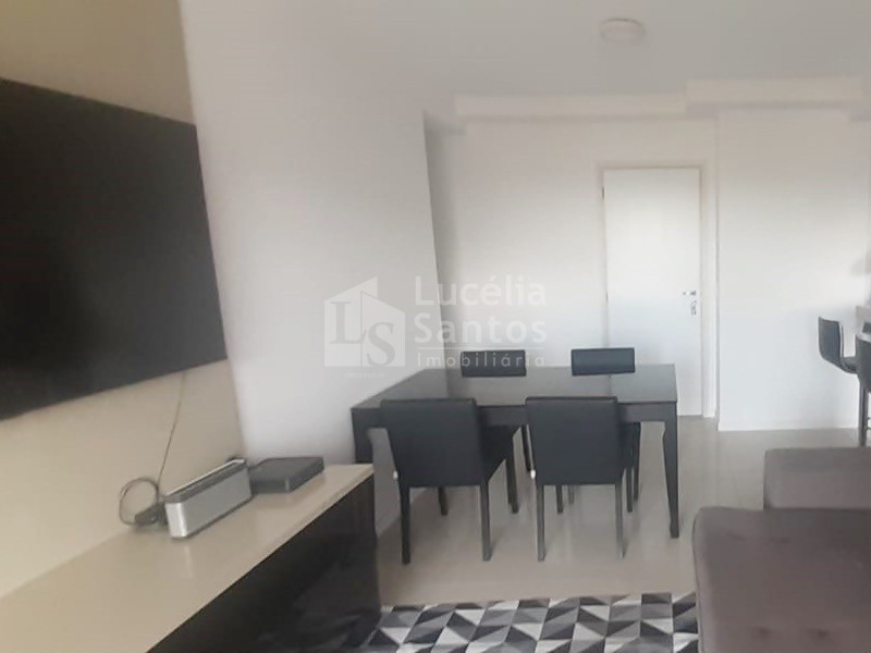 Apartamento à venda com 2 quartos, 66m² - Foto 17