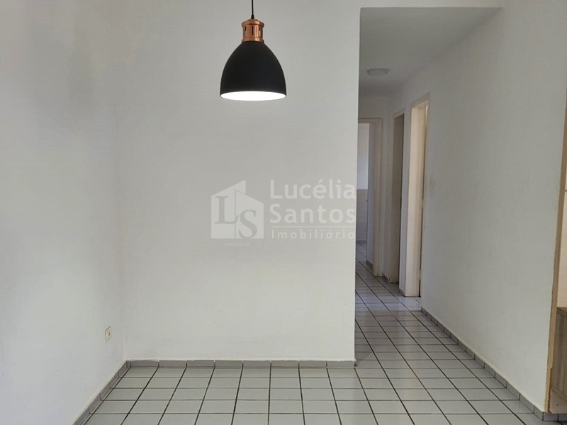 Apartamento à venda com 3 quartos, 97m² - Foto 2