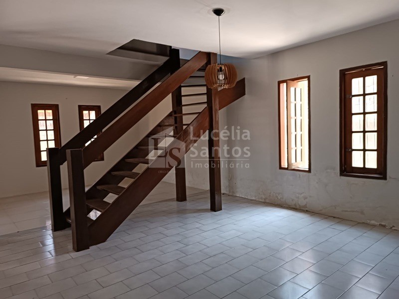 Casa à venda com 3 quartos, 450m² - Foto 3