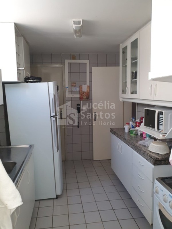 Apartamento à venda com 3 quartos, 99m² - Foto 3