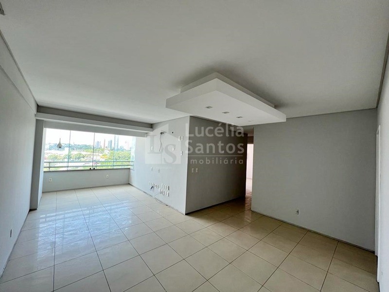 Apartamento à venda com 3 quartos, 105m² - Foto 1