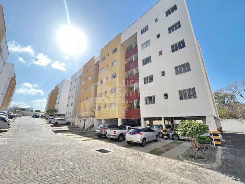 Apartamento à venda com 3 quartos, 75m² - Foto 1