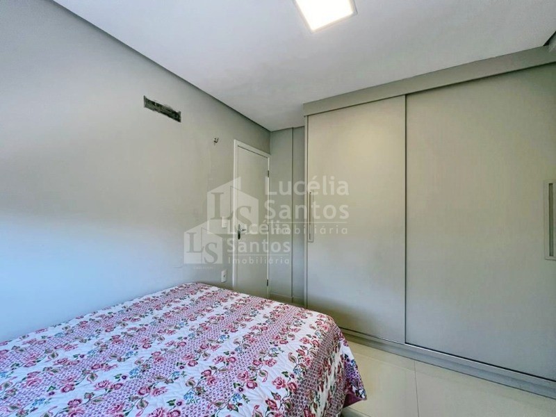 Apartamento à venda com 3 quartos, 75m² - Foto 3