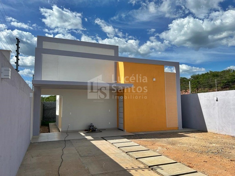 Casa à venda com 2 quartos, 62m² - Foto 2