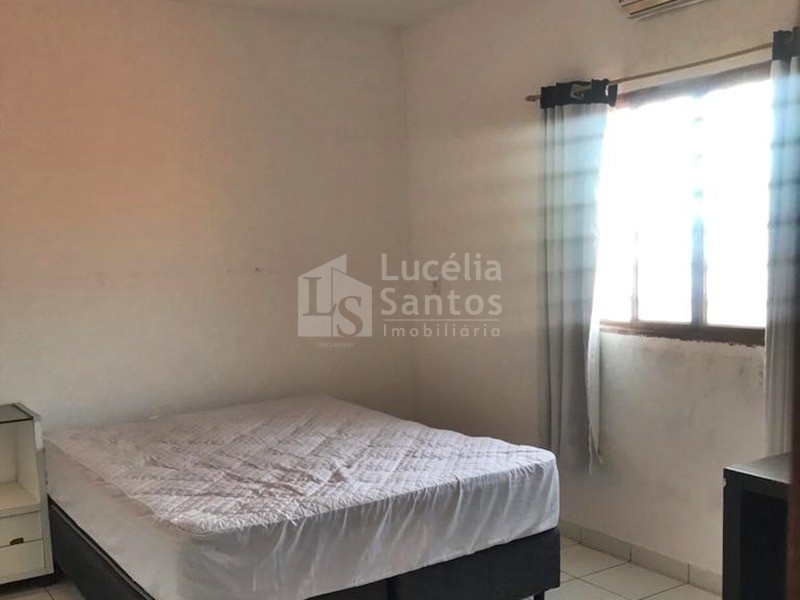 Casa à venda com 5 quartos, 200m² - Foto 8