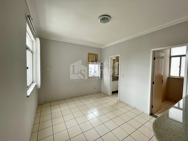 Apartamento para alugar com 2 quartos, 97m² - Foto 8