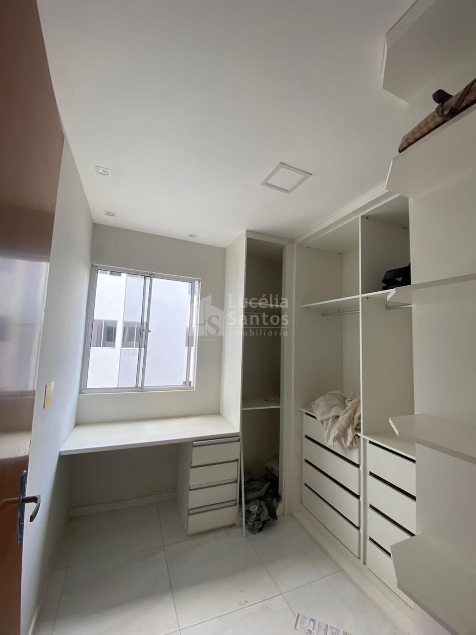 Apartamento à venda com 2 quartos, 60m² - Foto 4