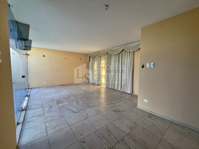 Casa à venda com 4 quartos, 204m² - Foto 5