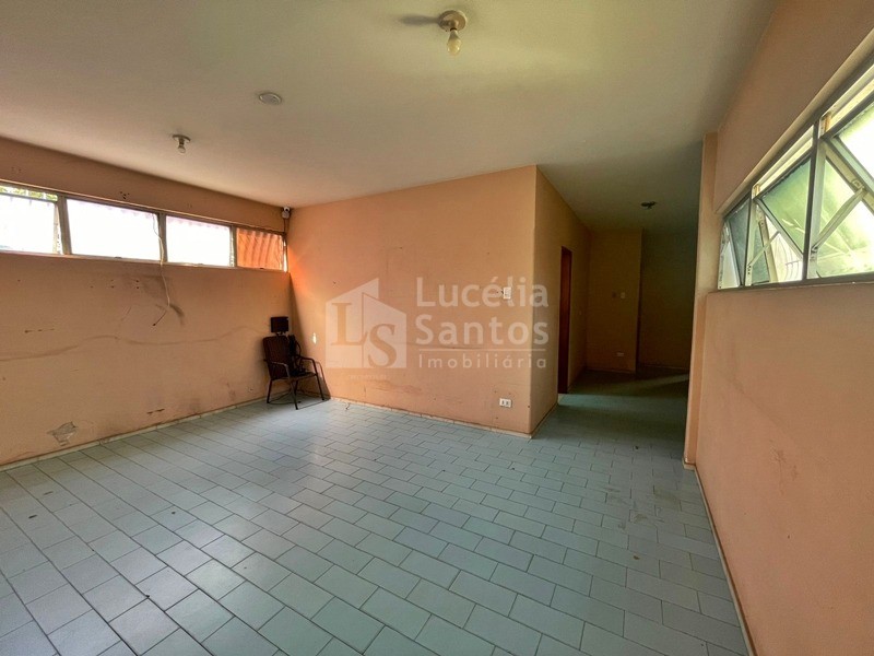 Casa à venda com 4 quartos, 204m² - Foto 10