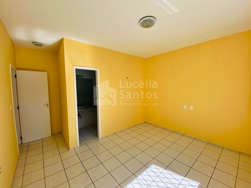 Casa à venda com 3 quartos, 180m² - Foto 14