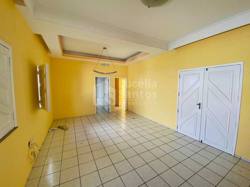 Casa à venda com 3 quartos, 180m² - Foto 8