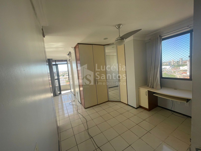 Apartamento à venda com 4 quartos, 195m² - Foto 11