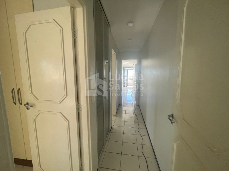 Apartamento à venda com 4 quartos, 195m² - Foto 8