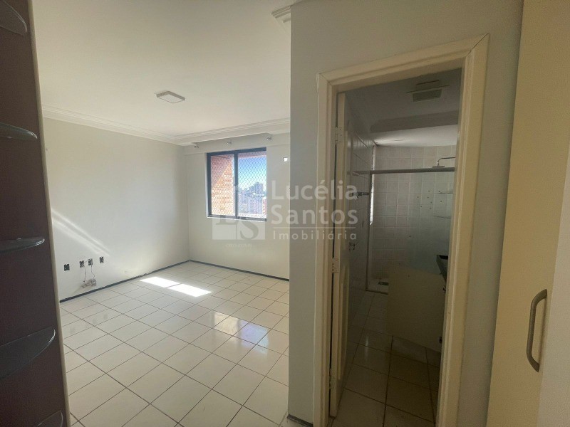 Apartamento à venda com 4 quartos, 195m² - Foto 9